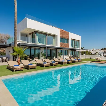 Вилла Vacation Marbella I Imare Waterfront, Beachfront Villa, Rooftop Jacuzzi, Indoor *